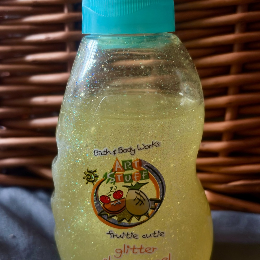 Rare Bath & Body Works Art Stuff Fruitie Cutie Glitter Shower Gel Vintage y2k - Picture 3 of 4